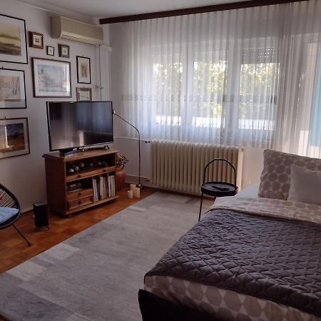 Apartman Zita Осиек Экстерьер фото