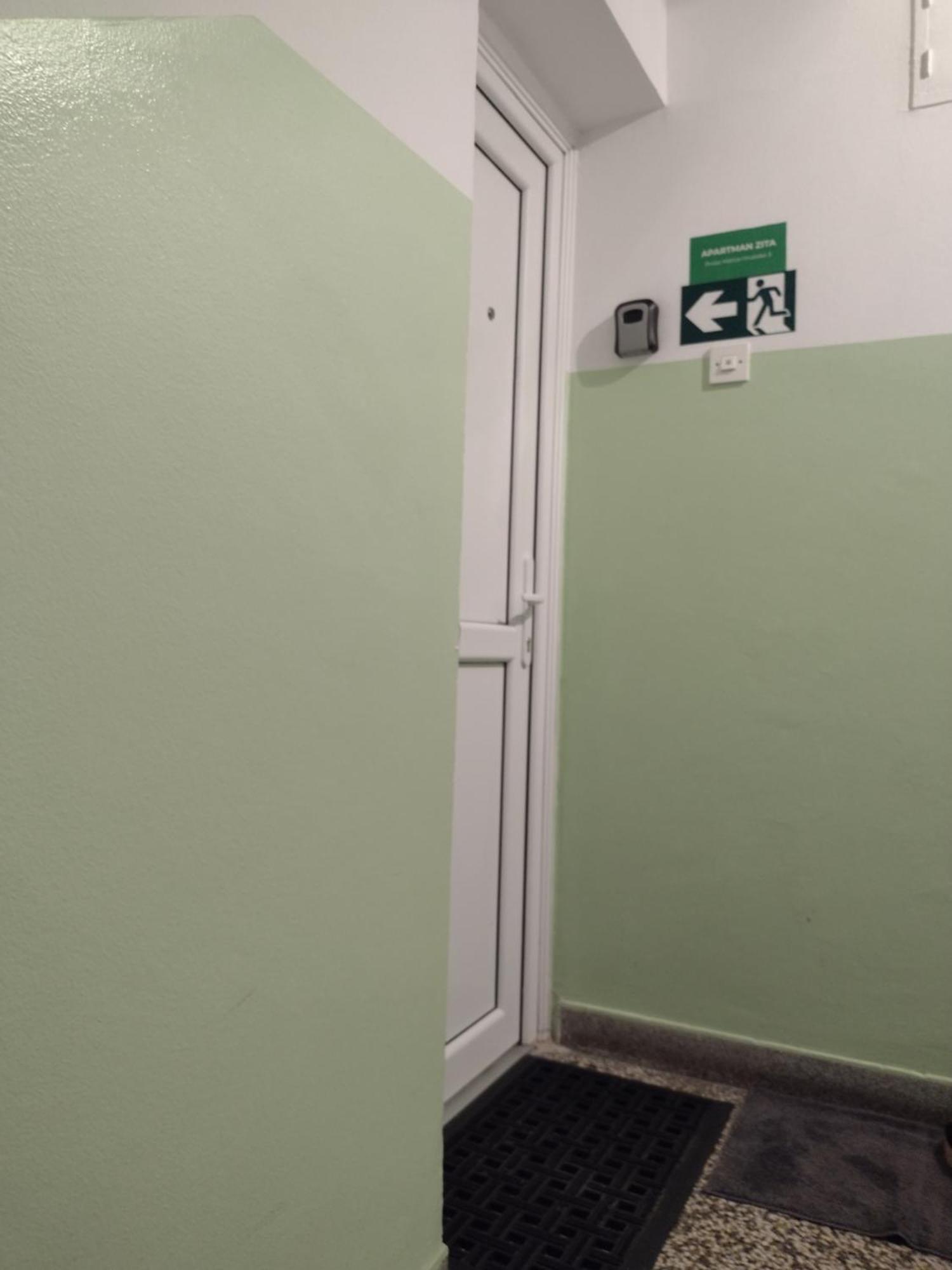Apartman Zita Осиек Экстерьер фото
